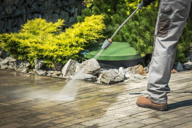 Best Factory Floor Cleaning  in River Heights, UT