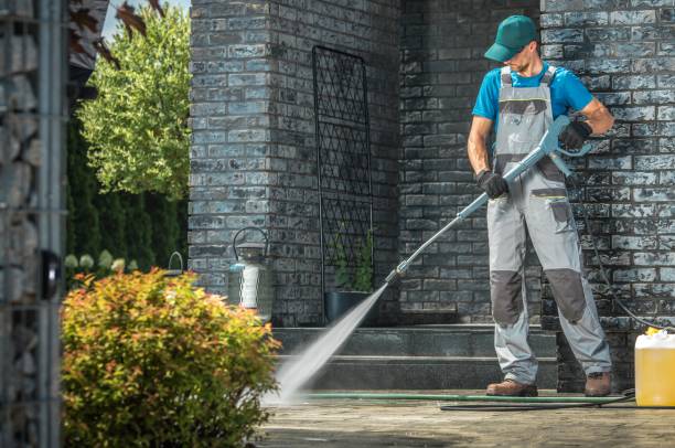 Best Pool Deck Cleaning  in River Heights, UT